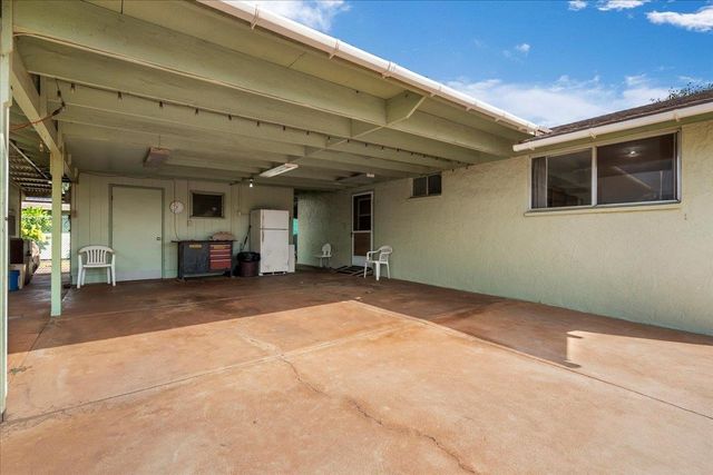 275 Kenolio Rd, Kihei, HI 96753
