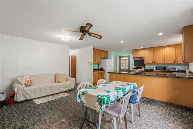 275 Kenolio Rd, Kihei, HI 96753