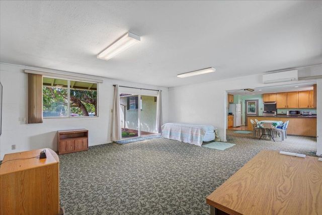 275 Kenolio Rd, Kihei, HI 96753