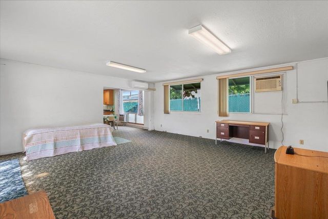 275 Kenolio Rd, Kihei, HI 96753