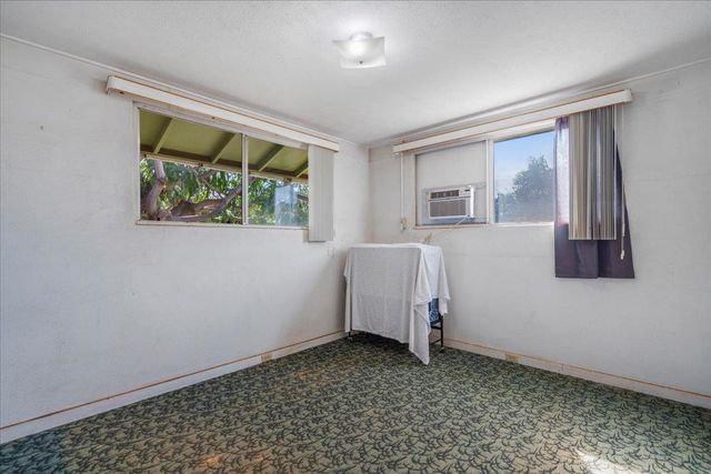 275 Kenolio Rd, Kihei, HI 96753