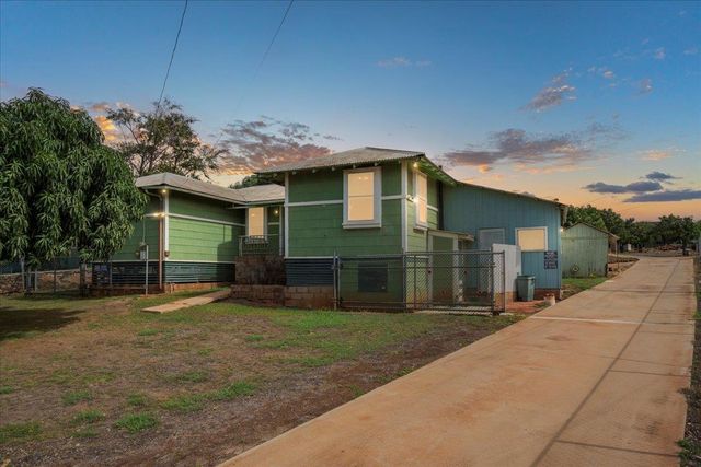 275 Kenolio Rd, Kihei, HI 96753