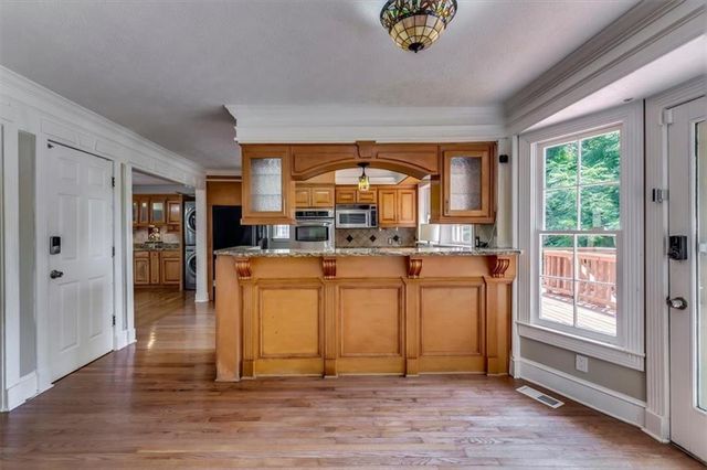 6963 Whispering Oaks Court, Stone Mountain, GA 30087