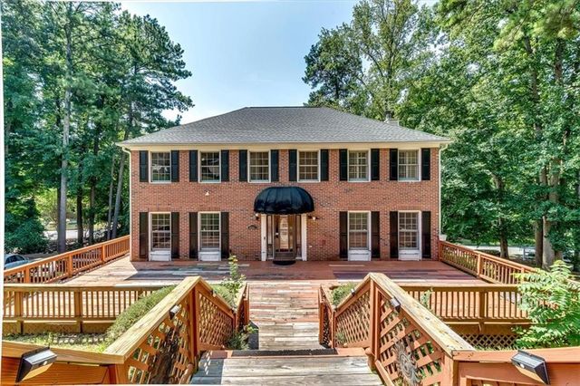 6963 Whispering Oaks Court, Stone Mountain, GA 30087