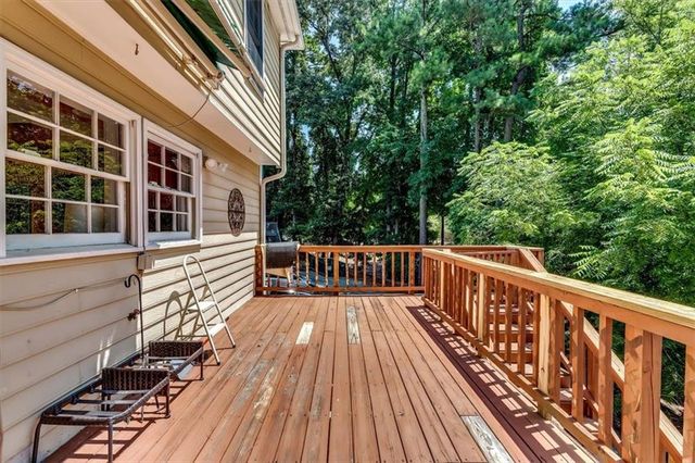 6963 Whispering Oaks Court, Stone Mountain, GA 30087