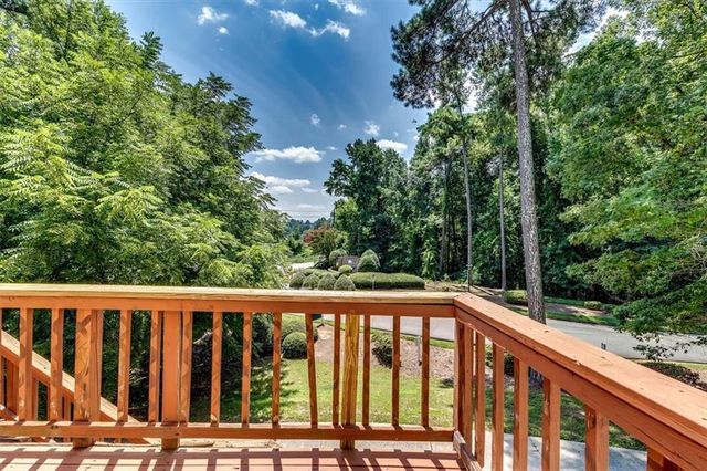 6963 Whispering Oaks Court, Stone Mountain, GA 30087