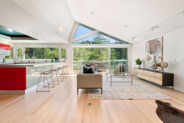 2570 Purisima Creek Road, Half Moon Bay, CA 94019