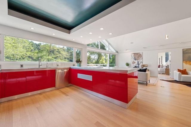 2570 Purisima Creek Road, Half Moon Bay, CA 94019