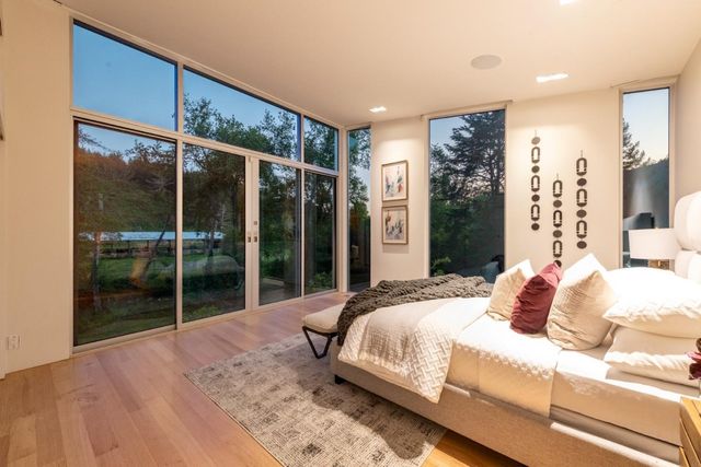 2570 Purisima Creek Road, Half Moon Bay, CA 94019