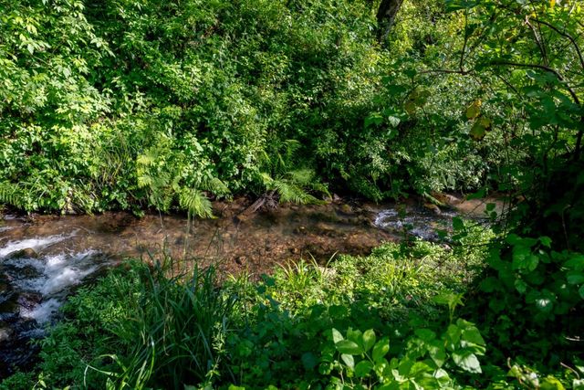 2570 Purisima Creek Road, Half Moon Bay, CA 94019