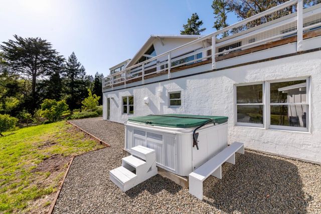 2570 Purisima Creek Road, Half Moon Bay, CA 94019