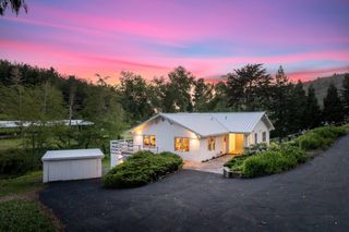 2570 Purisima Creek Road, Half Moon Bay, CA 94019