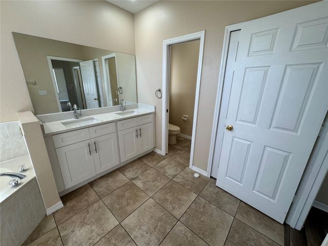 14908 HUNTCLIFF PARK WAY, Orlando, FL 32824