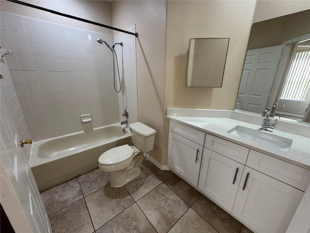 14908 HUNTCLIFF PARK WAY, Orlando, FL 32824