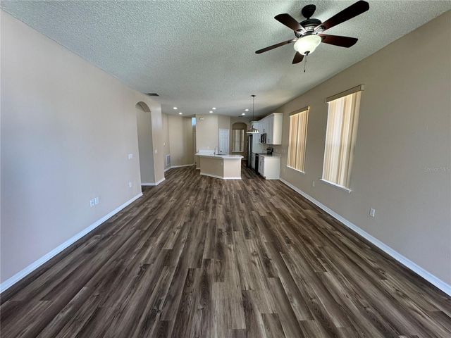 14908 HUNTCLIFF PARK WAY, Orlando, FL 32824