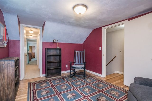 2 Lakeview Ave, Granby, MA 01033