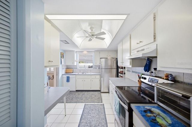 7201 11TH AVENUE W, Bradenton, FL 34209