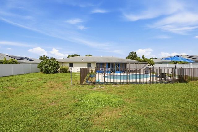 7201 11TH AVENUE W, Bradenton, FL 34209