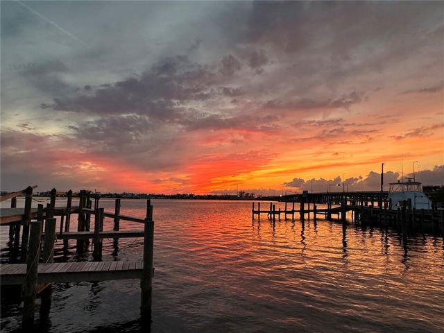7201 11TH AVENUE W, Bradenton, FL 34209