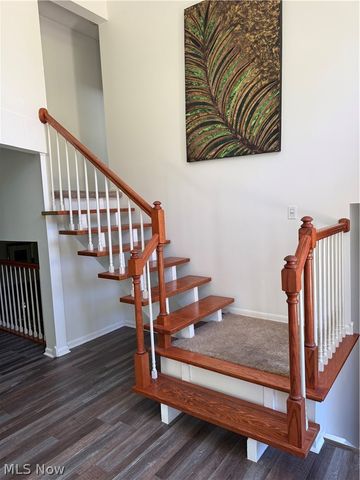 9124 Meadow Lane, Brecksville, OH 44141
