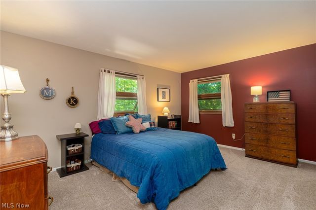 9124 Meadow Lane, Brecksville, OH 44141
