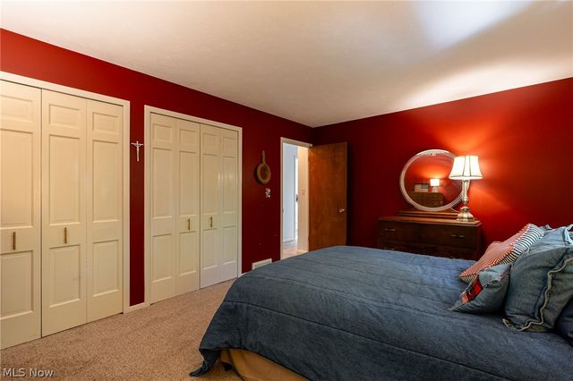 9124 Meadow Lane, Brecksville, OH 44141