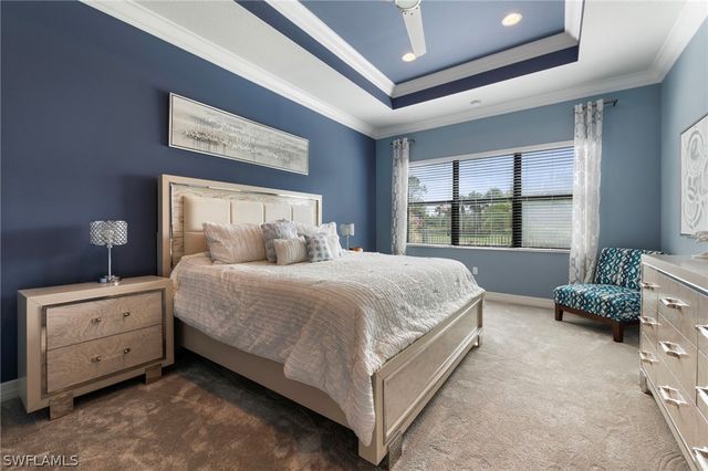 3606 Santaren CT, Naples, FL 34119