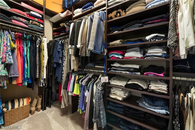 3606 Santaren CT, Naples, FL 34119