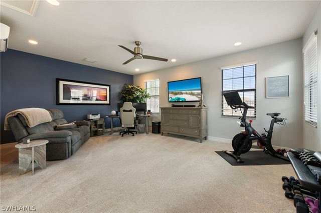 3606 Santaren CT, Naples, FL 34119