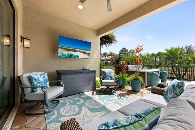 3606 Santaren CT, Naples, FL 34119