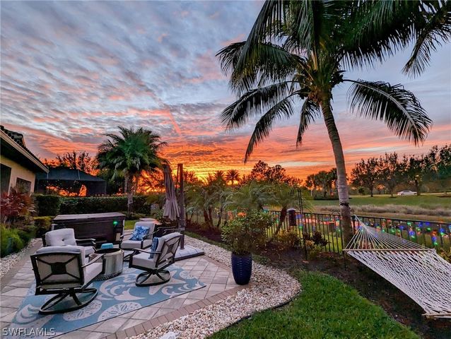 3606 Santaren CT, Naples, FL 34119