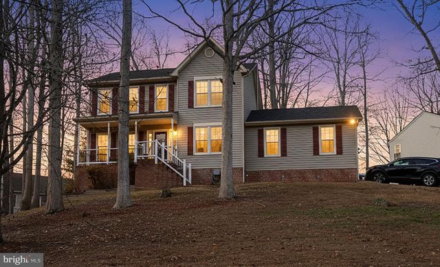 1 CREEKWAY LN, Fredericksburg, VA 22405