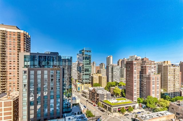 1030 N STATE Street 13D, Chicago, IL 60610