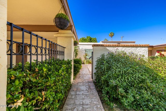 6830 N 29TH Lane 15, Phoenix, AZ 85017