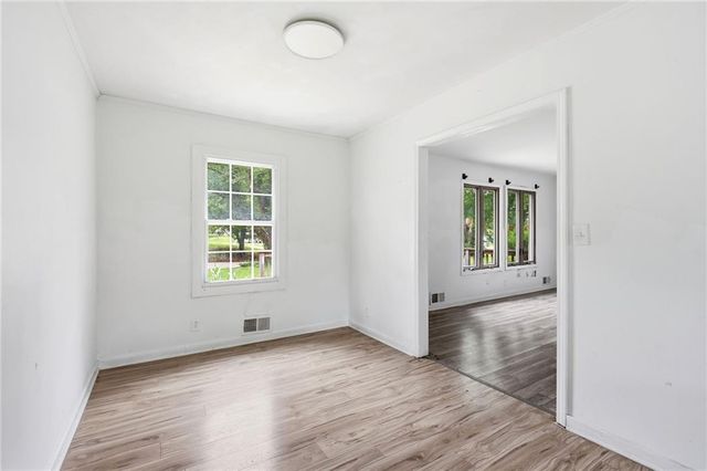 10013 Bellaire Avenue, Kansas City, MO 64134