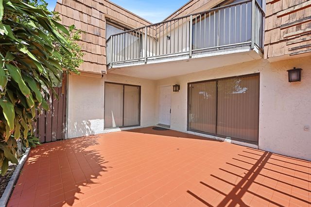 8337 N Coral Circle, North Lauderdale, FL 33068