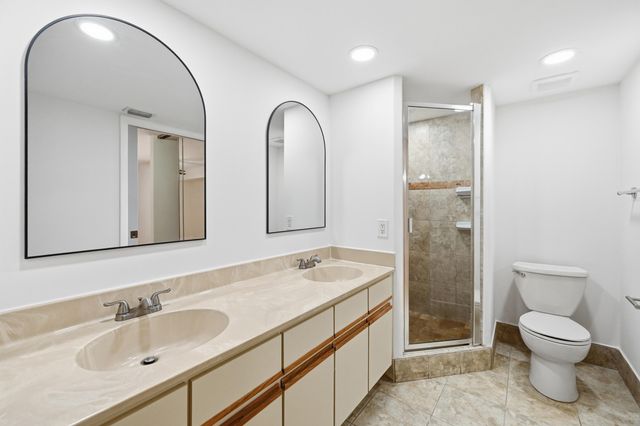 8337 N Coral Circle, North Lauderdale, FL 33068