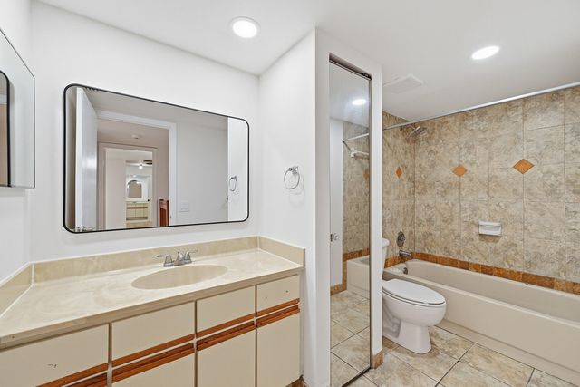 8337 N Coral Circle, North Lauderdale, FL 33068