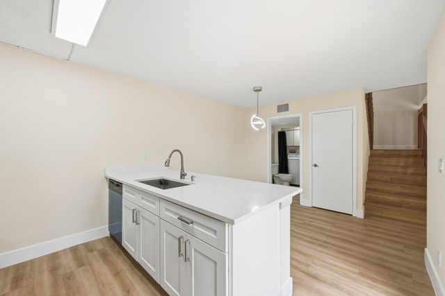 8337 N Coral Circle, North Lauderdale, FL 33068