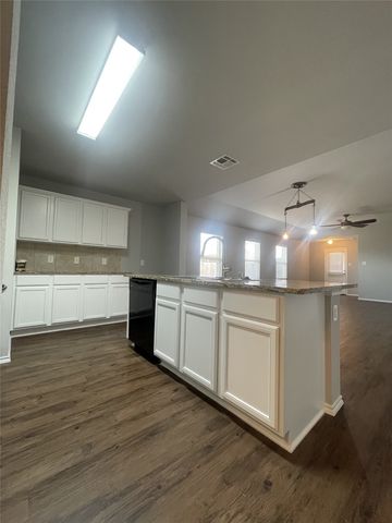 1610 Sorghum Drive, Princeton, TX 75407