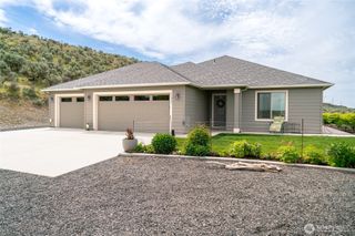 11975 NE Neppel Road, Moses Lake, WA 98837