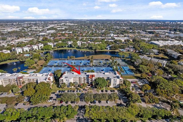 825 Egret Circle 504, Delray Beach, FL 33444