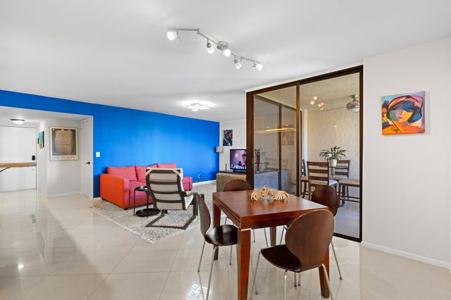 825 Egret Circle 504, Delray Beach, FL 33444