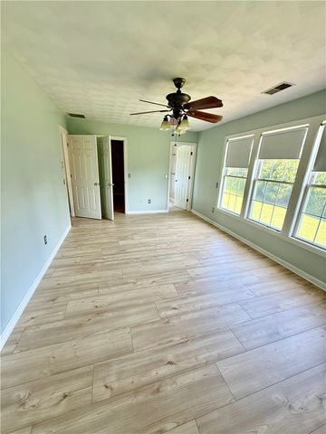 125 Goldenrod Drive, Middletown, RI 02842