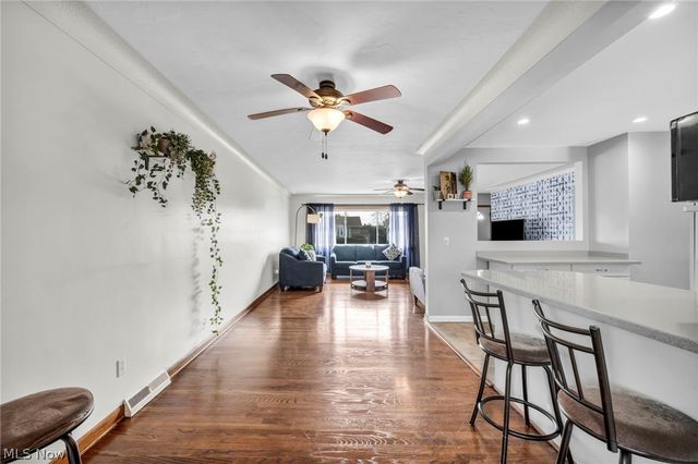 9850 Boundary Lane, Parma, OH 44130