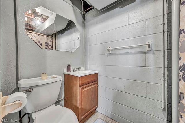 9850 Boundary Lane, Parma, OH 44130