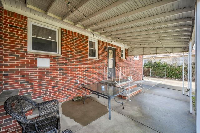 9850 Boundary Lane, Parma, OH 44130