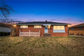 9850 Boundary Lane, Parma, OH 44130