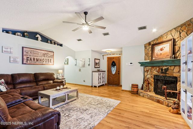 4992 COUNTY ROAD 209 S, Green Cove Springs, FL 32043