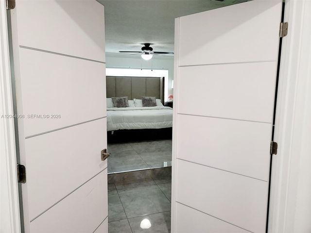 6324 NW 201st Ln, Hialeah, FL 33015